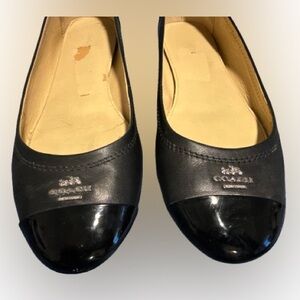 Gently used Coach Chelsea Matte/Patent flats Size 7